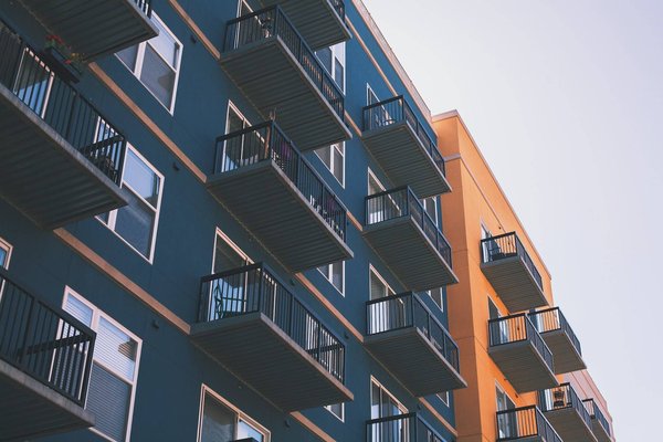 Quelles sont les différences entre les agences immobilières de Lyon 6 et les autres ?